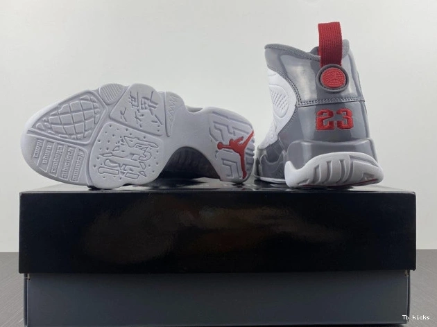 Reps TBK Fire CT8019-162 9 Red Jordan Air 0710